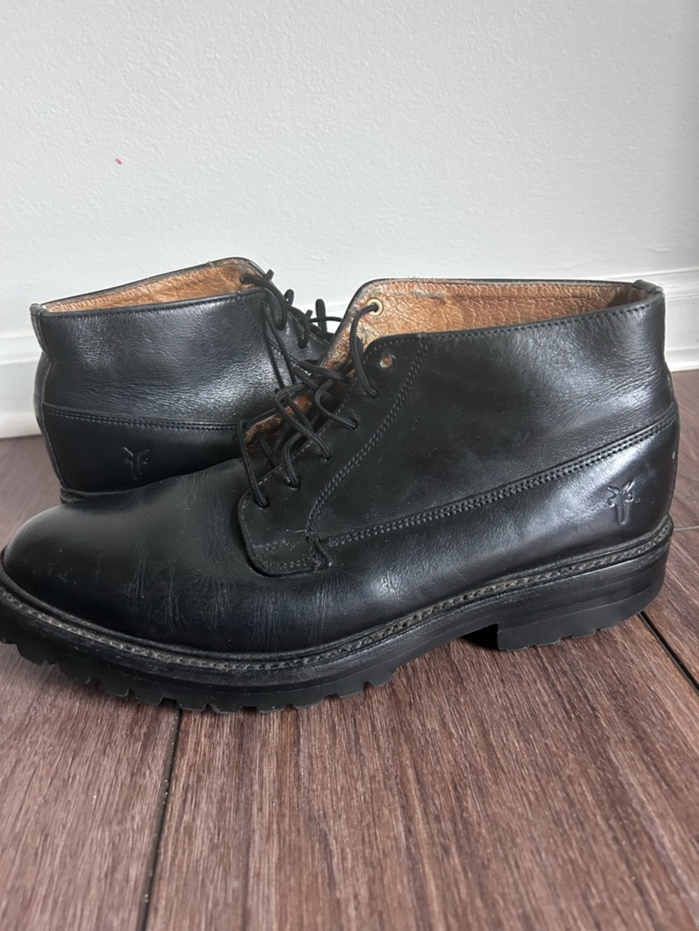 FRYE Steel Toe Black Leather Chukka Boots - Classic Lace-Up Style